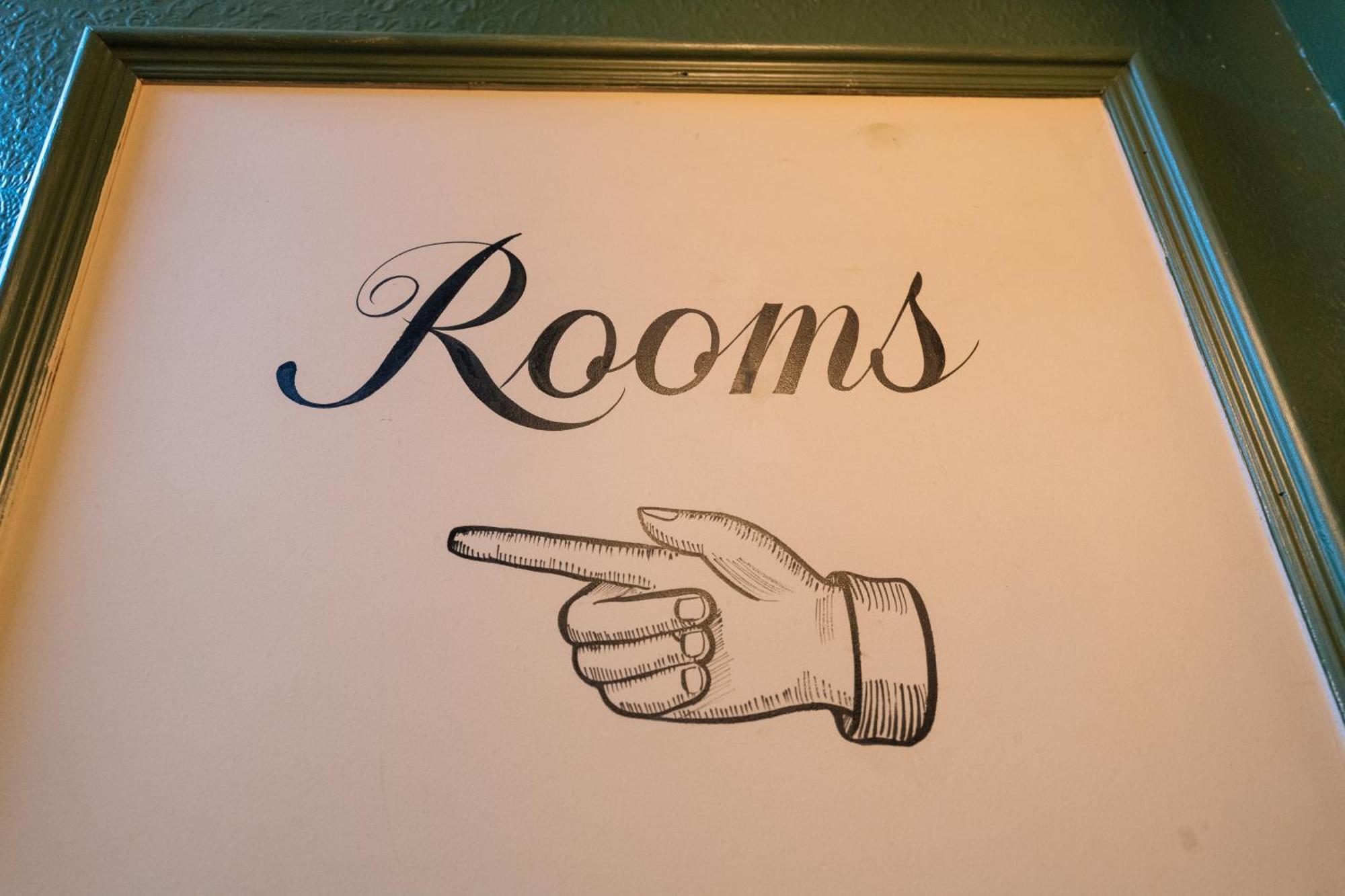 לונדון The Crown Pub & Guesthouse מראה חיצוני תמונה