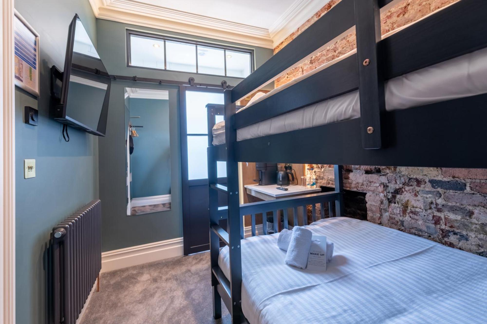 לונדון The Crown Pub & Guesthouse מראה חיצוני תמונה